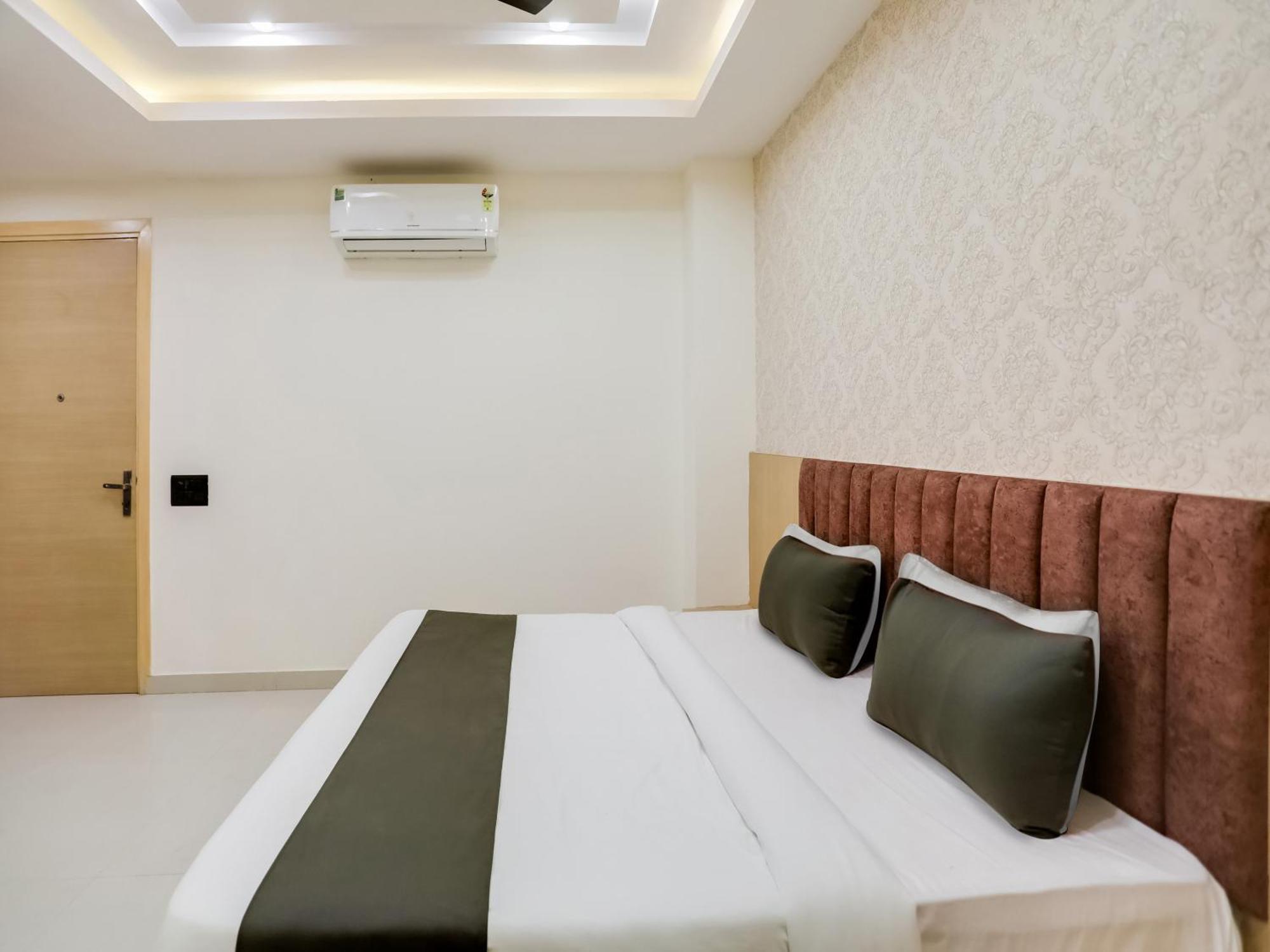גורגאון Townhouse Magnolia Corporate Stays מראה חיצוני תמונה